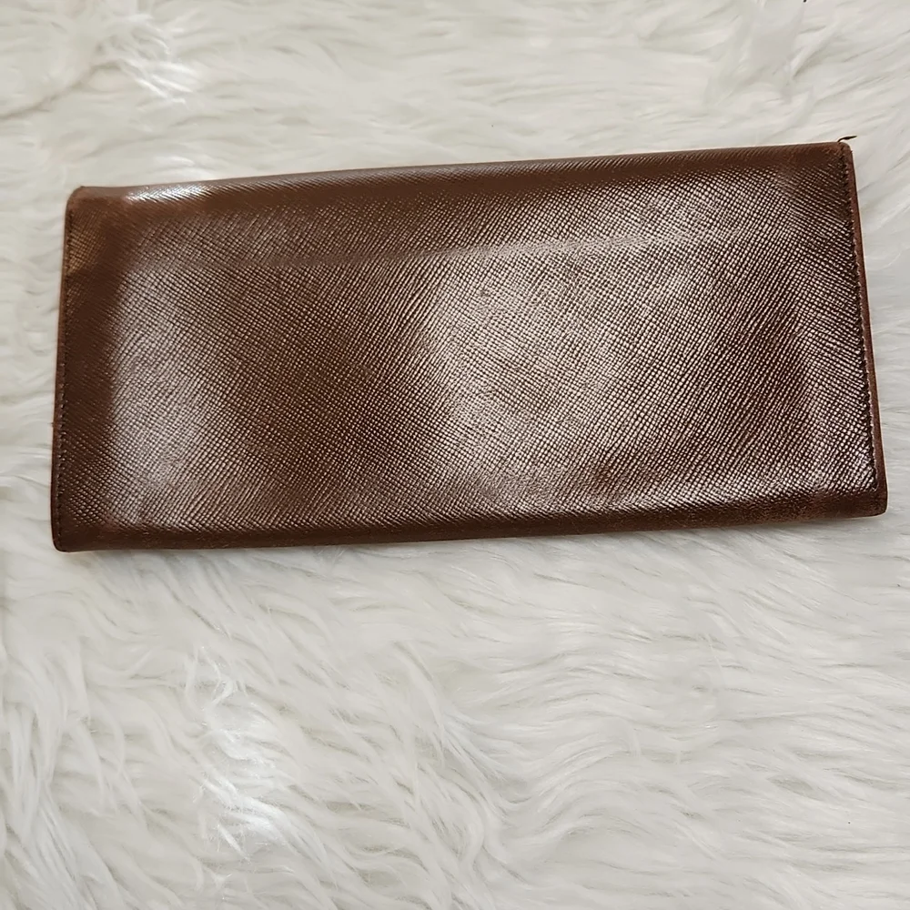 Prada Wallet - Picture 3 of 5